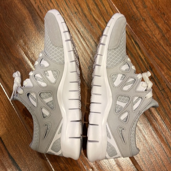 Nike Free Run 2 Men’s Sneakers - Picture 5 of 10